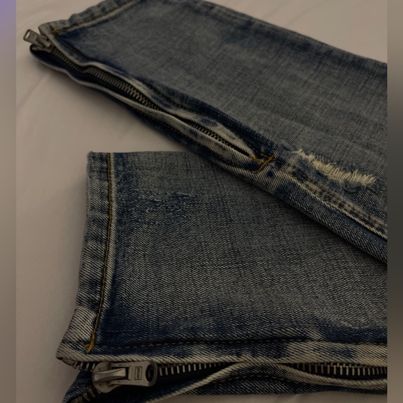MNML Denim - Picture 4 of 6
